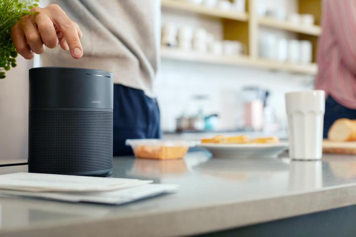 Actual product image Bose Home Speaker 300 (Airplay 2, Wi-Fi, Bluetooth)