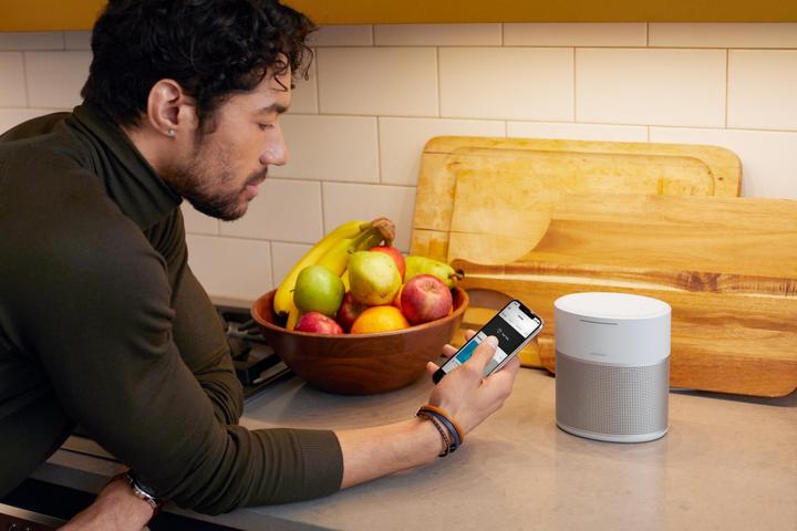 Actual product image Bose Home Speaker 300 (Airplay 2, Wi-Fi, Bluetooth)