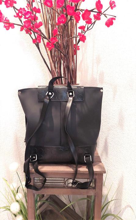 Immagine prodotto Tooitaly Zaino moda Upcycling da bottiglie di PET riciclate dal mare No.22 Fatto a mano in Italia