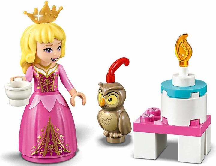 Actual product image LEGO Aurora's royal carriage (43173, LEGO Disney)