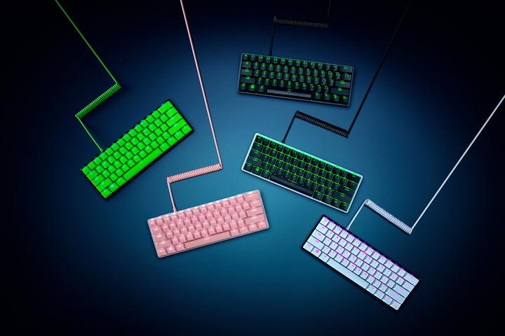 Actual product image Razer PBT Keycap + Coiled Cable Upgrade Set