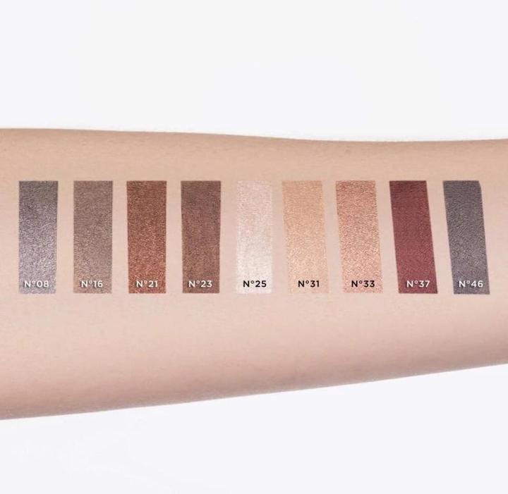 Actual product image Artdeco High Performance Eyeshadow Stylo 267.18 (mat brown)