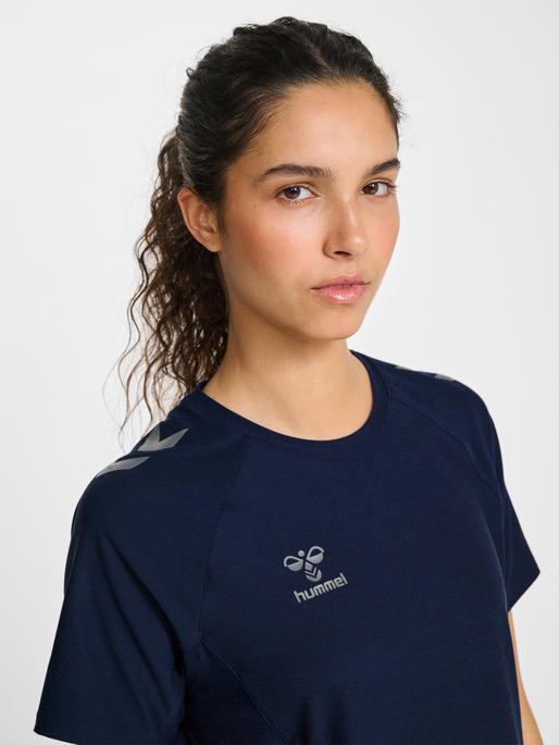 Actual product image hummel hmlCIMA 2.0 JERSEY S/S WOMAN (XS)