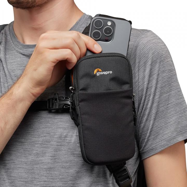 Produktbild Lowepro ProTactic CS Phone III (Apple iPhone 16 Pro Max, Google Pixel 9 Pro Fold, Samsung Galaxy S24 Ultra)