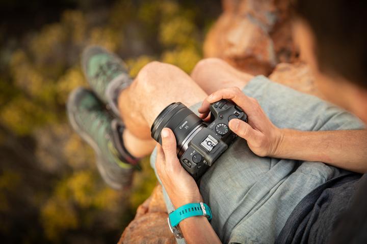 Image du produit Canon EOS RP - (EU) (26.20 Mpx, Plein format)