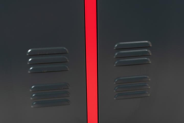 Image du produit Jet-Line Armoire à dossiers Vestiaire ODESSA rouge-gris foncé 2 portes