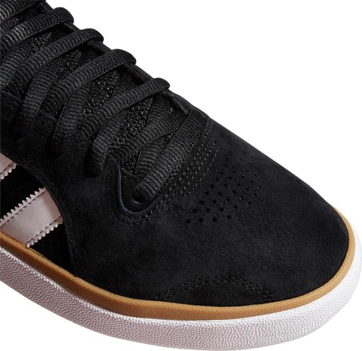 Actual product image adidas Tyshawn (39 1/3)