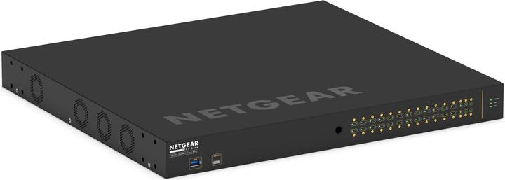 Actual product image Netgear PoE++ Switch AV Line M4250-26G4F-PoE++ 28 Port (30 Ports)