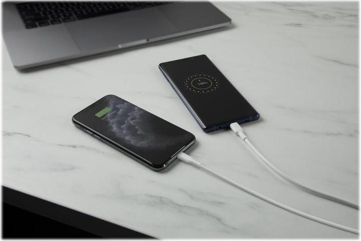 Actual product image Belkin Boost Charge (24 W)