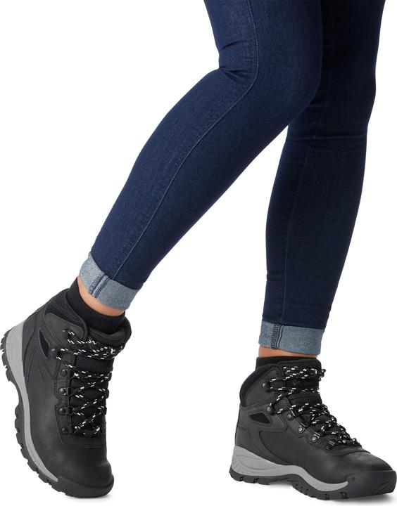 Actual product image Columbia NEWTON RIDGEâ„¢ PLUS Women's Wandelschoenen - Black, Chalk - Maat 37.5 (37.5)