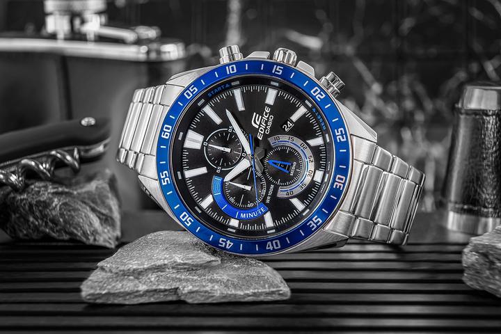 Produktbild Casio Herrenuhr EDIFICE EFV-620D-1A2VUDF 10 BAR (50.50 mm)