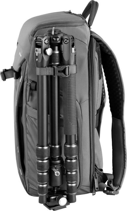 Actual product image Vanguard Veo Adaptor R44 with USB-A (Photo backpack, 15 l)