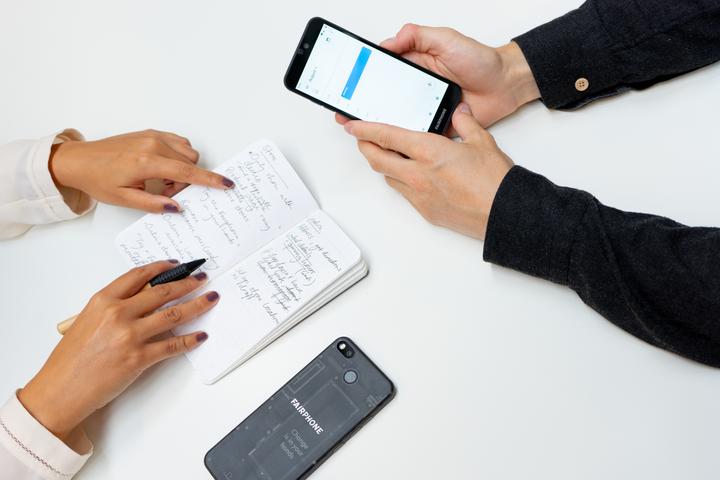 Image du produit Fairphone 3 (64 Go, Dark Translucent, 5.65", Double SIM, 12 Mpx, 4G)
