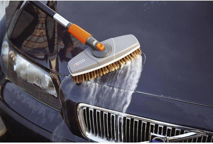 Actual product image Gardena washing brush