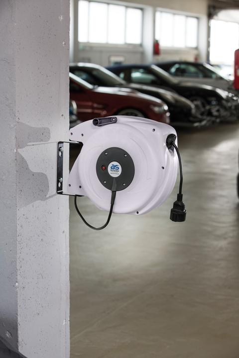 Produktbild As - Schwabe Automatischer Kabelaufroller (20 m, 1.50 mm²)