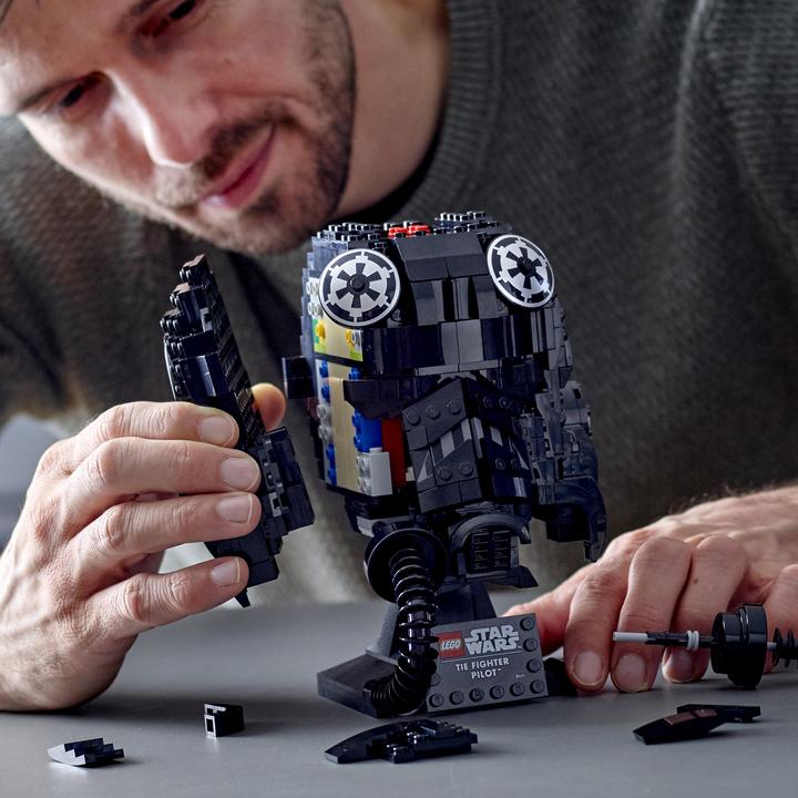Produktbild LEGO TIE Fighter Pilot Helm (75274, LEGO Star Wars)