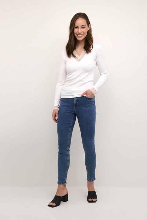 Actual product image Culture Camilla (L)
