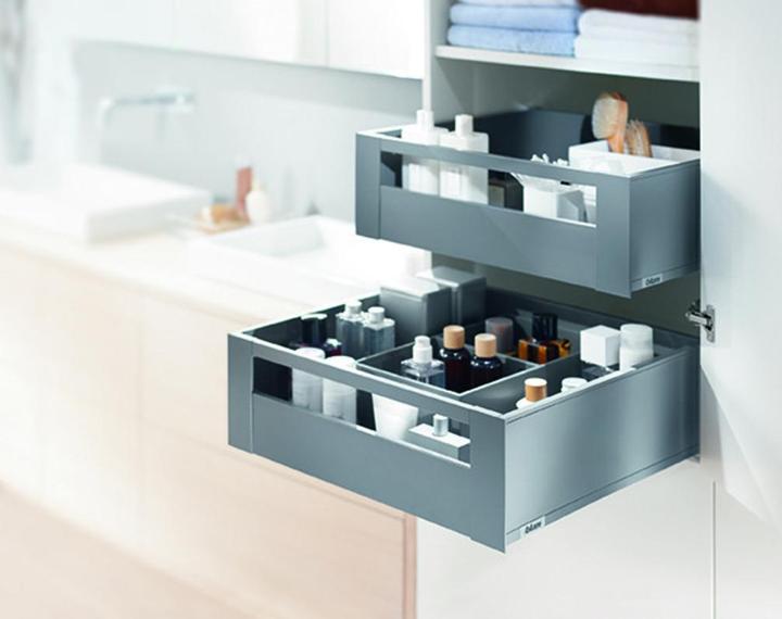 Actual product image Blum Front holder