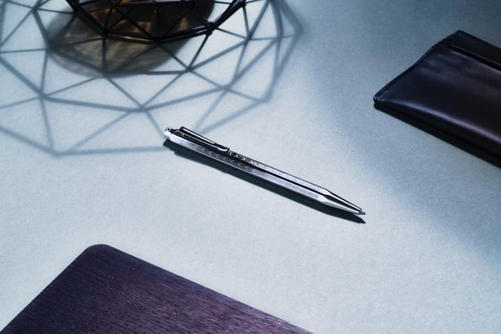 Produktbild Caran d'Ache Ecridor Chevron (Silber, 1 x)