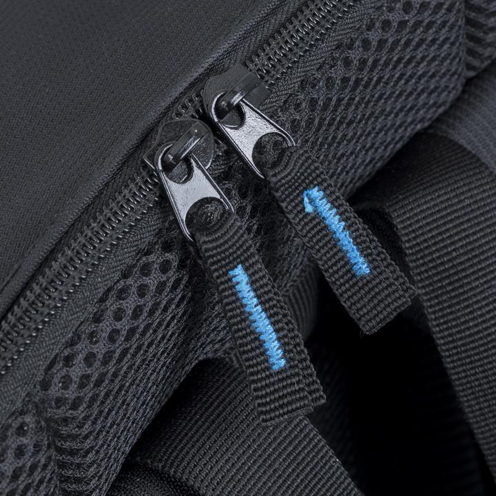 Actual product image Rivacase Riva Case Notebook Backpack 8067 & Sports Bottle