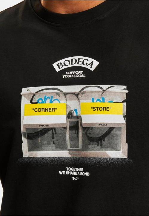 Actual product image Urban Classics Bodega Oversize Tee - 18957 (5XL)