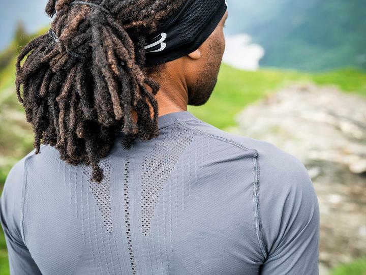 Actual product image Compressport Trail Half-Zip Fitted SS Top (M)