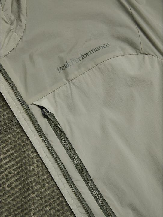 Actual product image Peak Performance Vislight Alpha Jacket (L)