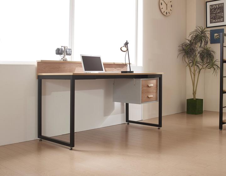Produktbild Möbilia Tobias (140 x 60 x 84 cm)