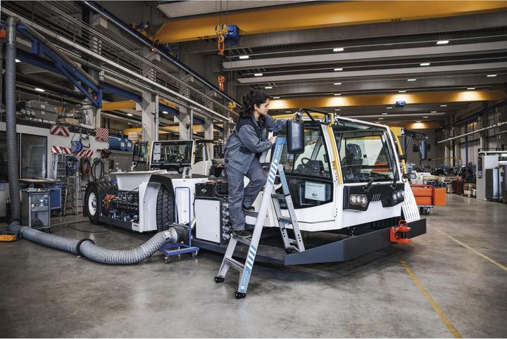 Produktbild Zarges Vielzweck-Stufen-Leiter MultiMaster 5 / bis AH 3,70m (Mehrzweckleiter, 288 cm)