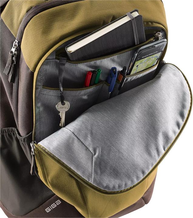 Actual product image Deuter Giga (28 l)