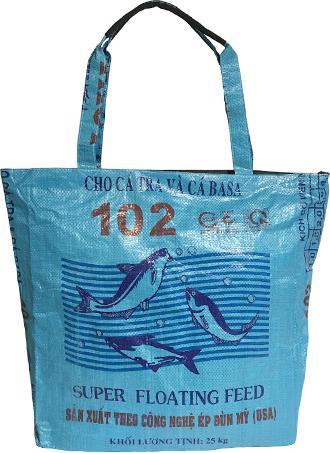 Bekos Upcycling - Grosser Shopper XXL aus recycelten Fischfuttersäcke blau