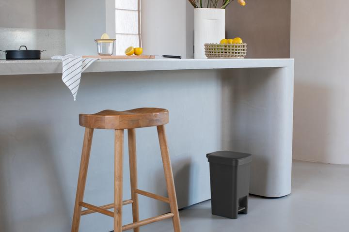 Actual product image Brabantia StepUp Bin (10 l)