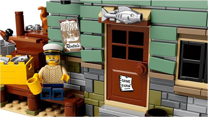 Actual product image LEGO Old fishing shop (21310, LEGO Ideas, LEGO Rare Sets)