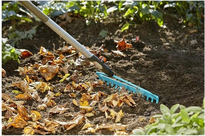 Actual product image Gardena Hanger rake
