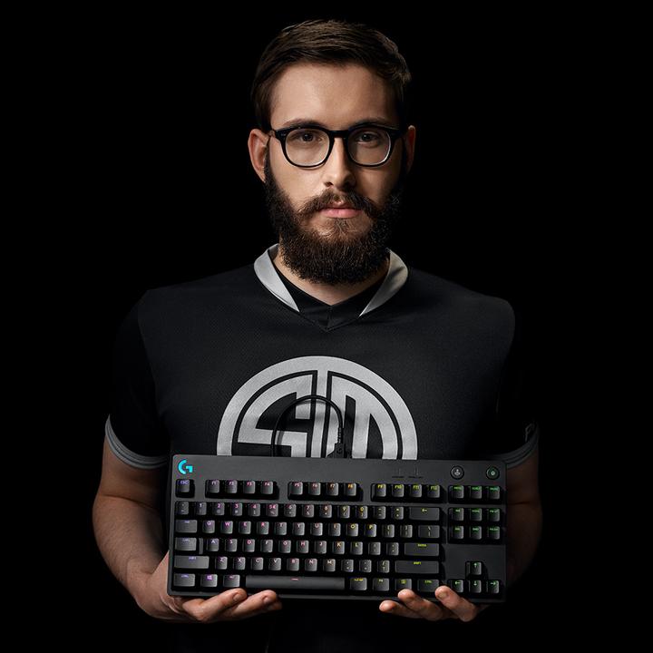 Produktbild Logitech G Pro League of Legends (US, Kabelgebunden)