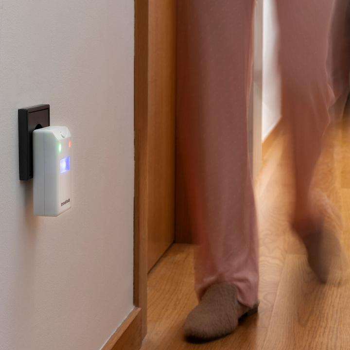 Image du produit InnovaGoods Repousseur de parasites à ultrasons avec lumière LED Killekt Duo 2 pièces