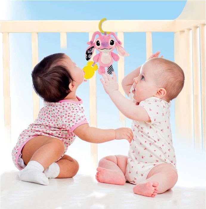 Produktbild Clementoni Baby Stitch Soft Rattle Pink
