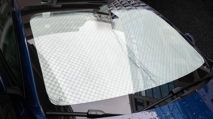 Produktbild Made4EV Windschutzscheiben Sonnen- und Sichtschutz für das Tesla Model 3