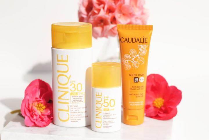 Productafbeelding Clinique Mineral (Zonnecrème gezicht, SPF 50, 30 ml, 150 g)