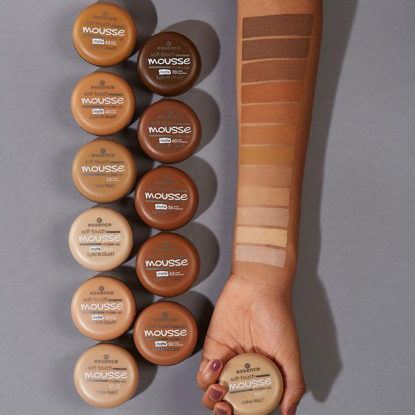 Produktbild essence soft touch mousse make-up (53 matt almond)
