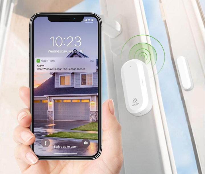 Actual product image Woox Smart door and window sensor