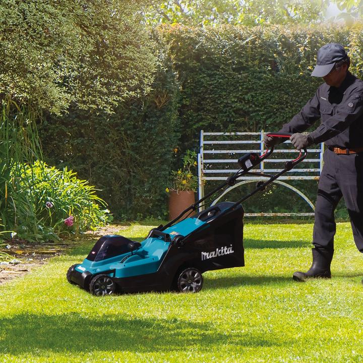 Actual product image Makita LM003GM102 Cordless lawn mower incl. battery, incl. charger 40V Cutting width (max.) 38cm (Rechargeable battery operated)