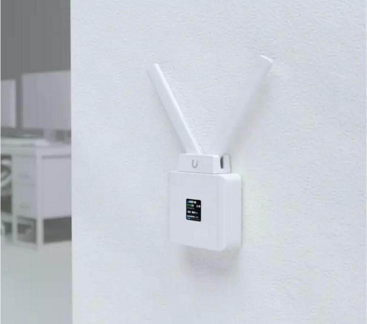 Actual product image Ubiquiti UniFi Mobile Router