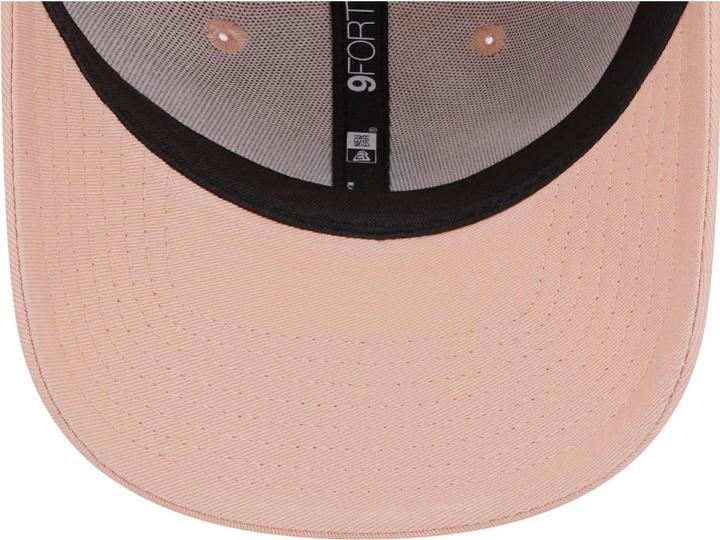 Actual product image New Era 9Forty Strapback Chelsea FC