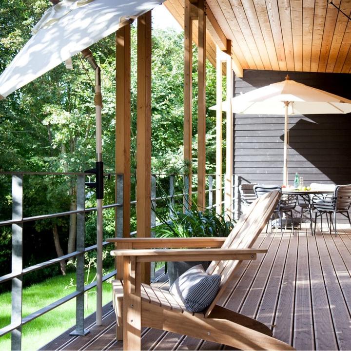 Actual product image Cinas Adirondack