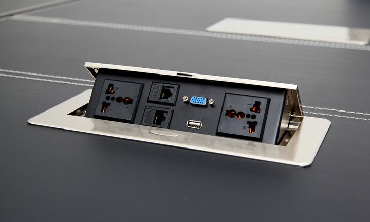 Produktbild Jet-Line Besprechungstisch Dallas schwarz 3,6 m