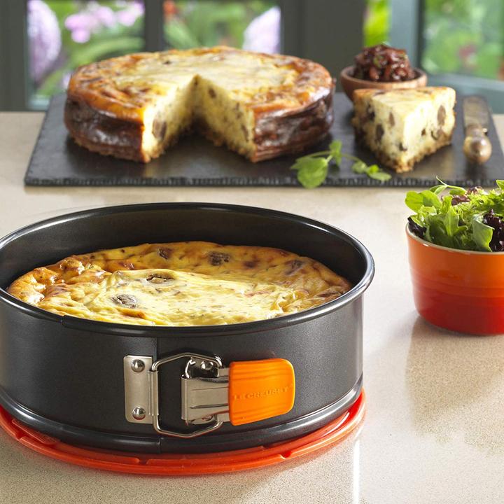 Image du produit Le Creuset Plateau à ressort (20 cm)