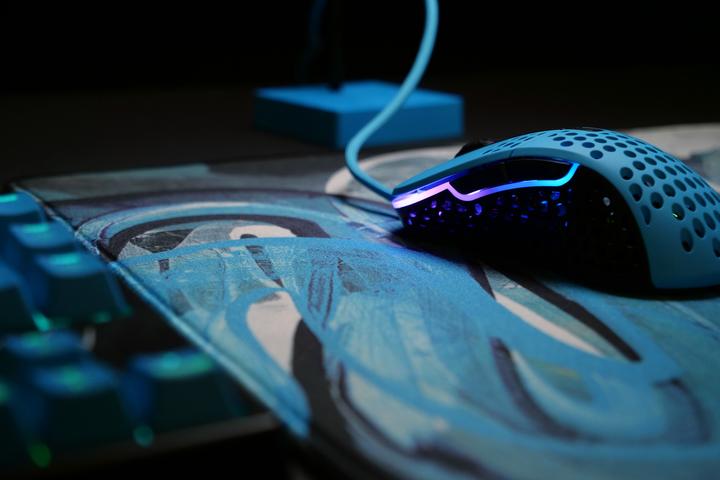 Actual product image CHERRY xtrfy GP4 (L)