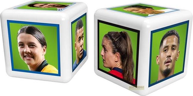 Actual product image Winning Moves Weltfussballstars Strategiespiel Top Trumps Match - The Crazy Cube Game Green Version (German)