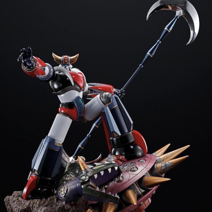 Actual product image Bandai Namco UFO Robot Grandizer statuette PVC Figuarts ZERO Metallic Touch UFO Robot Grandizer 19 cm